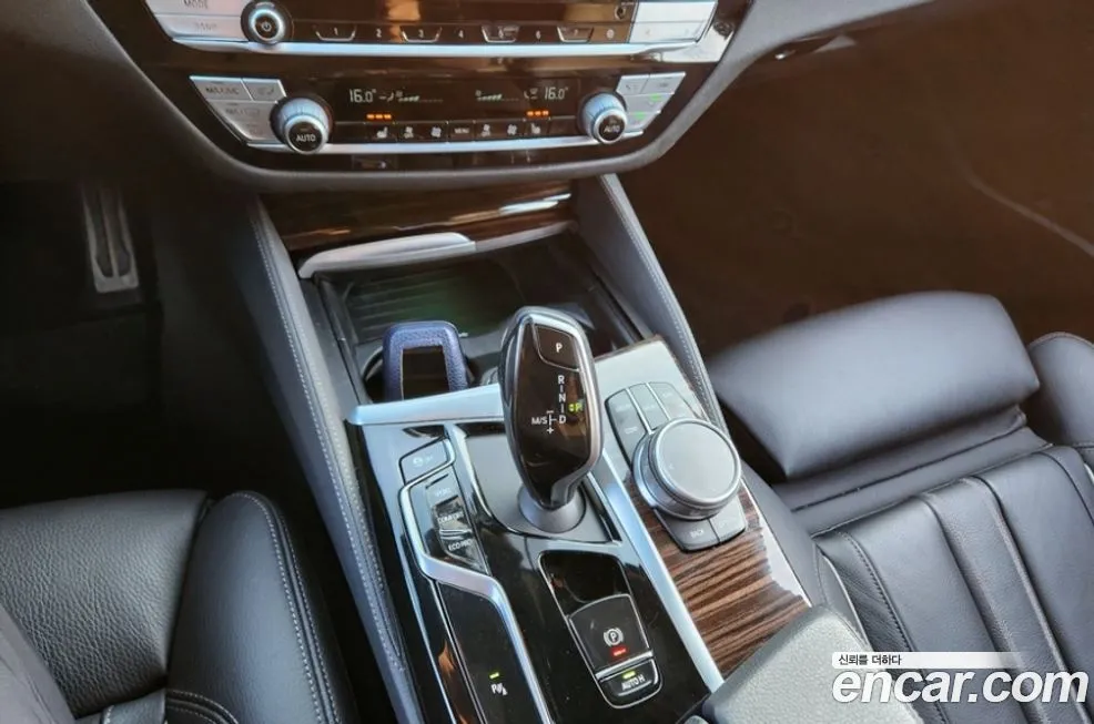 BMW 5-Series 2022 из KR, фото 7