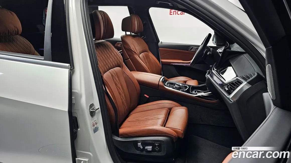 BMW X7 2024 из KR, фото 10