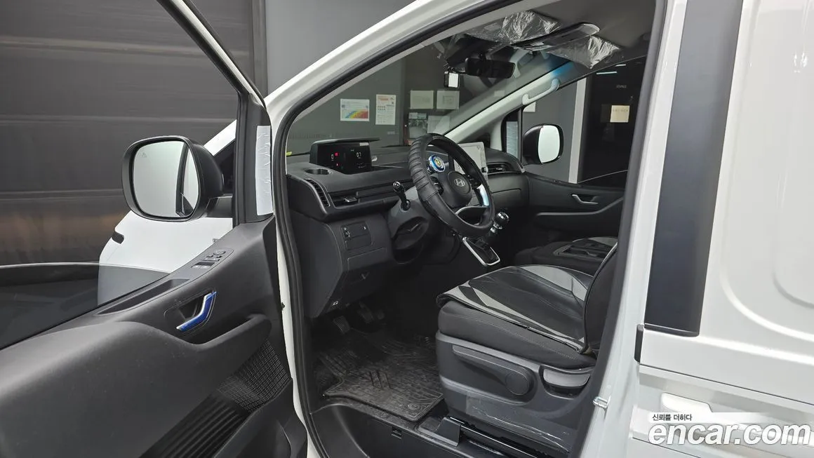 Hyundai Staria 2025 из KR, фото 10