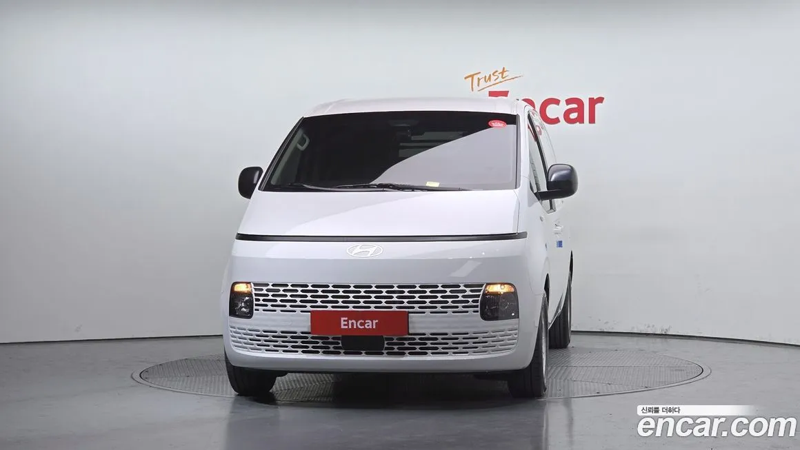 Hyundai Staria 2025 из KR, фото 3