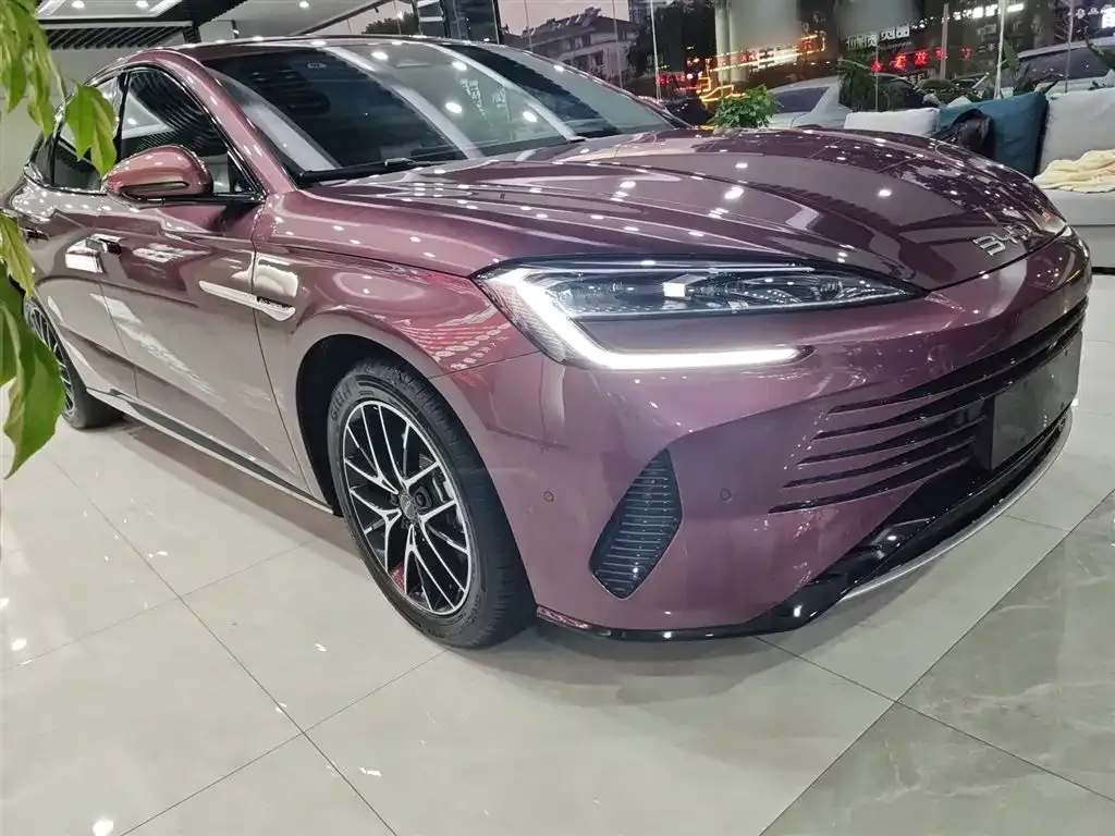 BYD Seal — фото 4