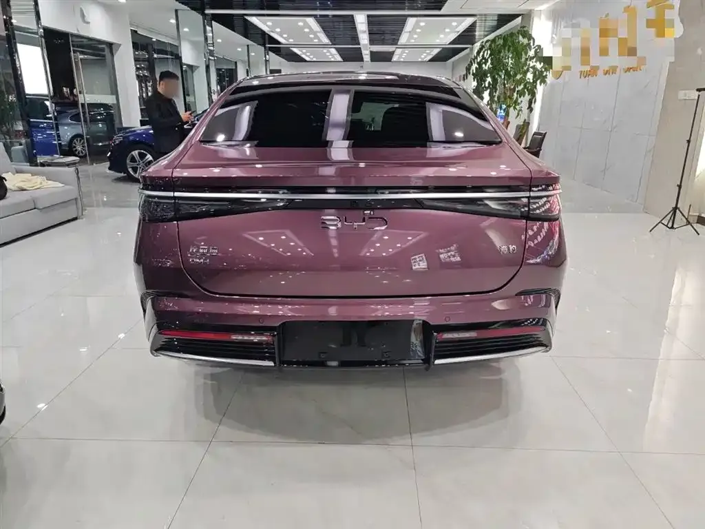BYD Seal — фото 6