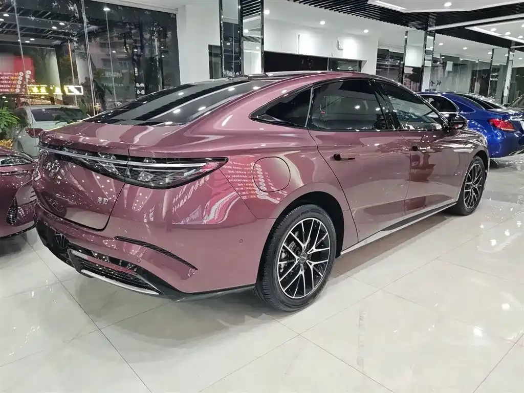BYD Seal — фото 7