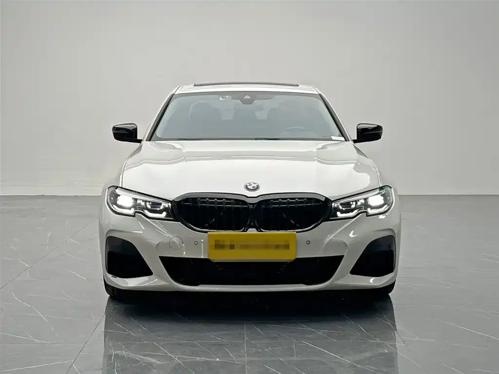 BMW 3 Series 2021 из CN, фото 2