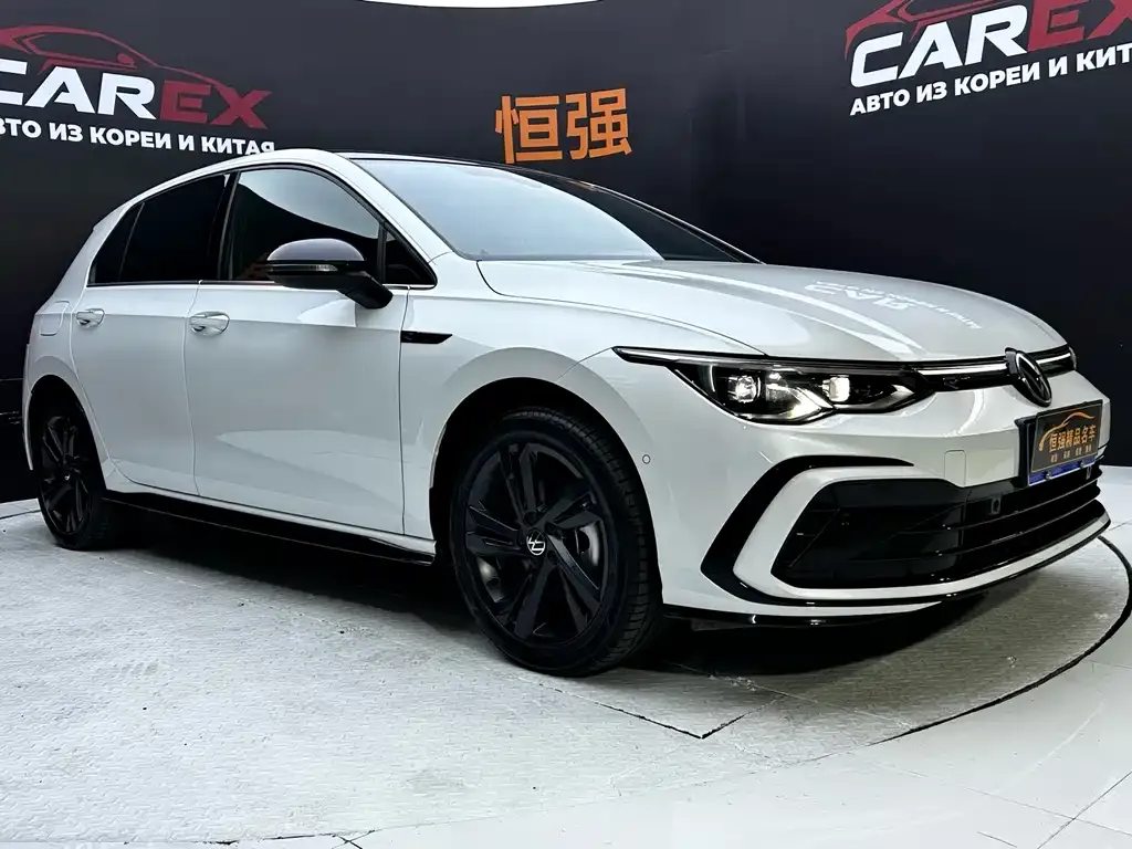 Volkswagen Golf 2022 из CN, фото 2