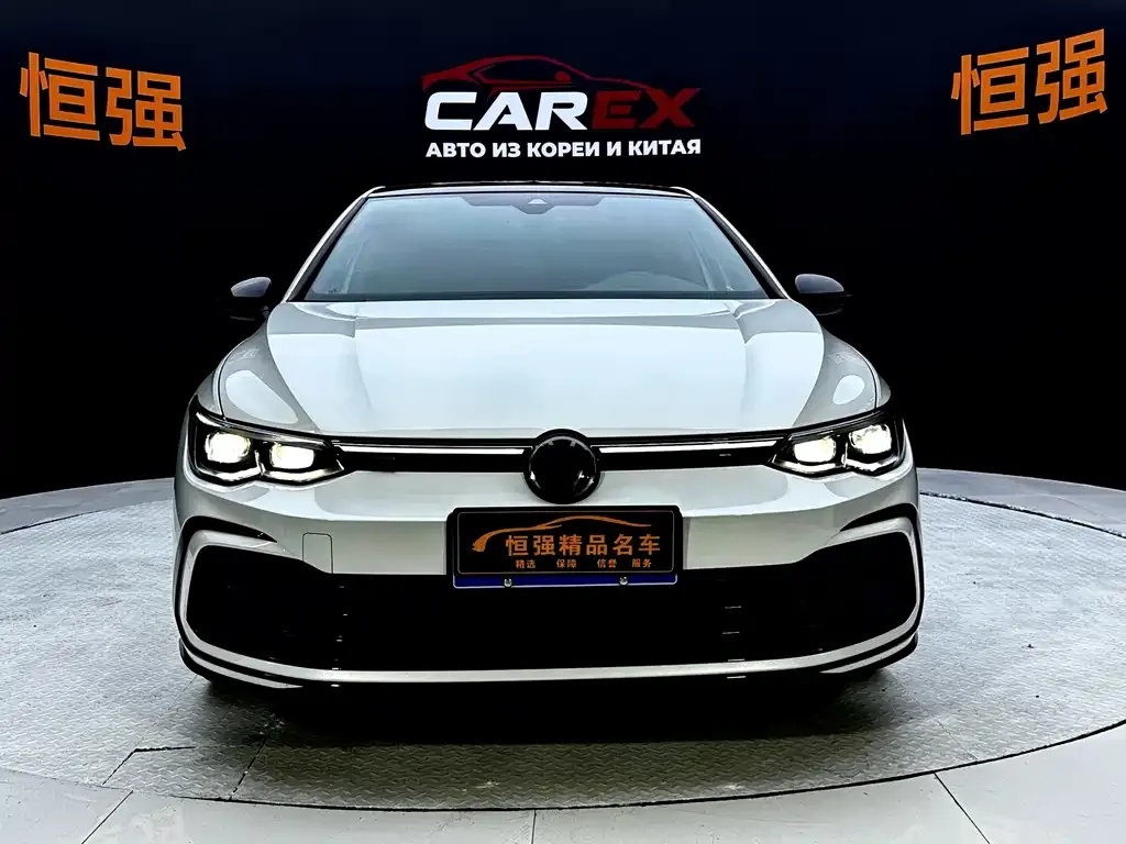 Volkswagen Golf 2022 из CN, фото 3