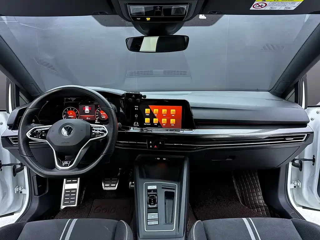 Volkswagen Golf 2022 из CN, фото 9