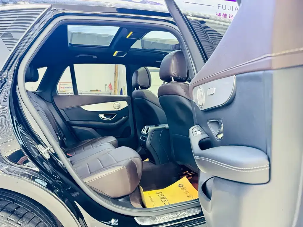 Mercedes-Benz GLC 2022 из CN, фото 8
