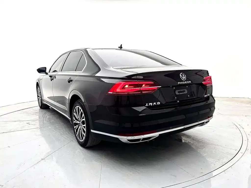 Volkswagen Phideon 2023 из CN, фото 4