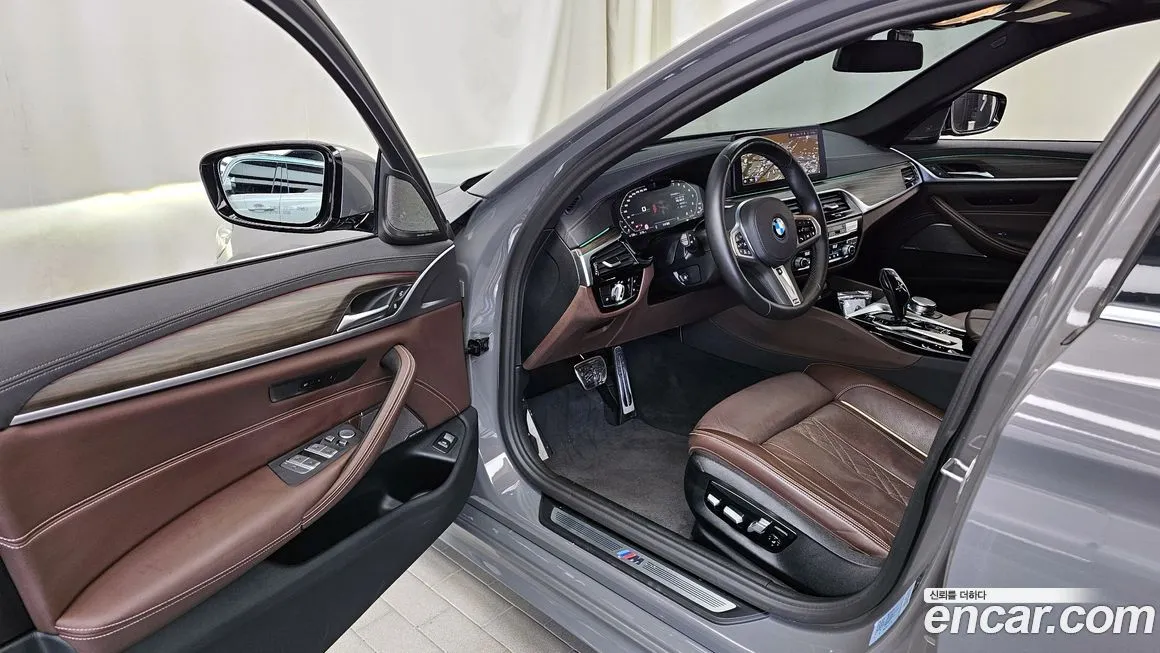 BMW 5-Series 2021 из KR, фото 10