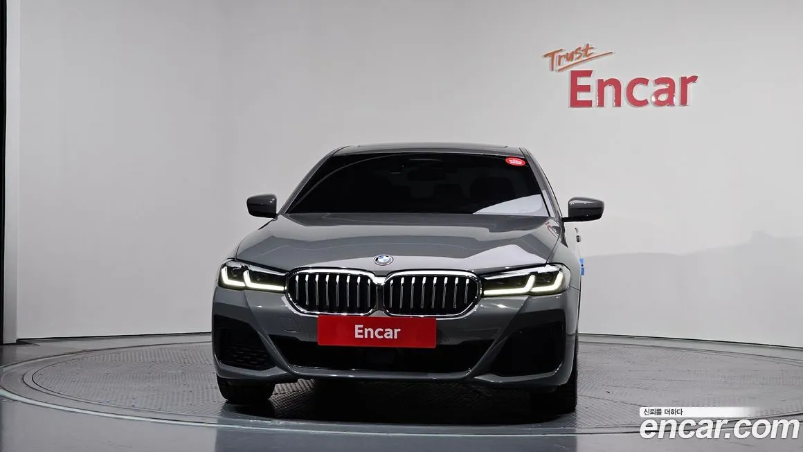 BMW 5-Series 2021 из KR, фото 3