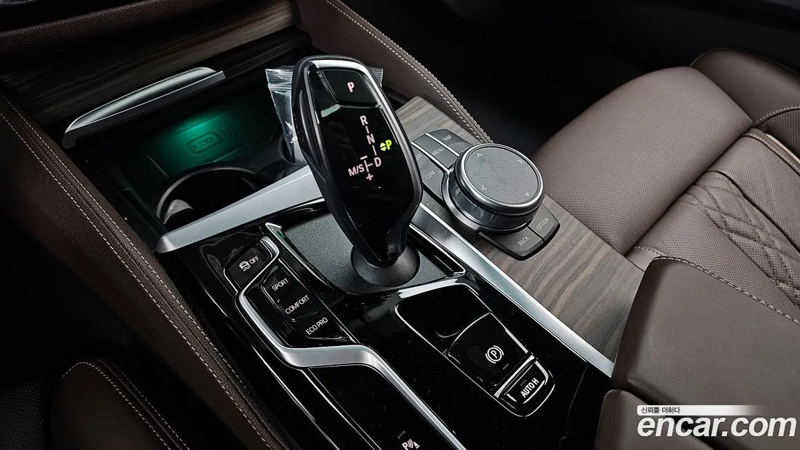 BMW 5-Series 2021 из KR, фото 9