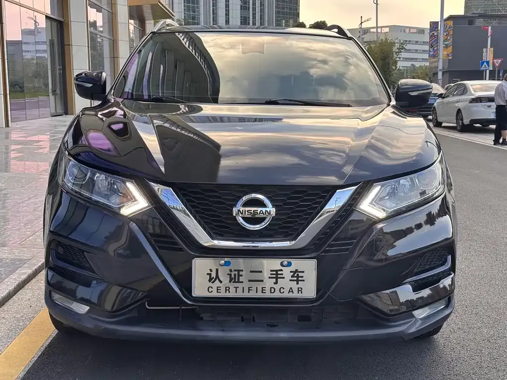 Nissan Qashqai — фото 2