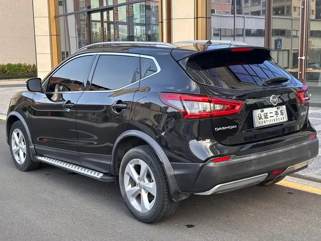 Nissan Qashqai — фото 8