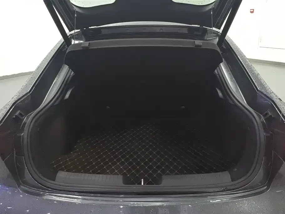 Changan UNI-V 2023 из CN, фото 4