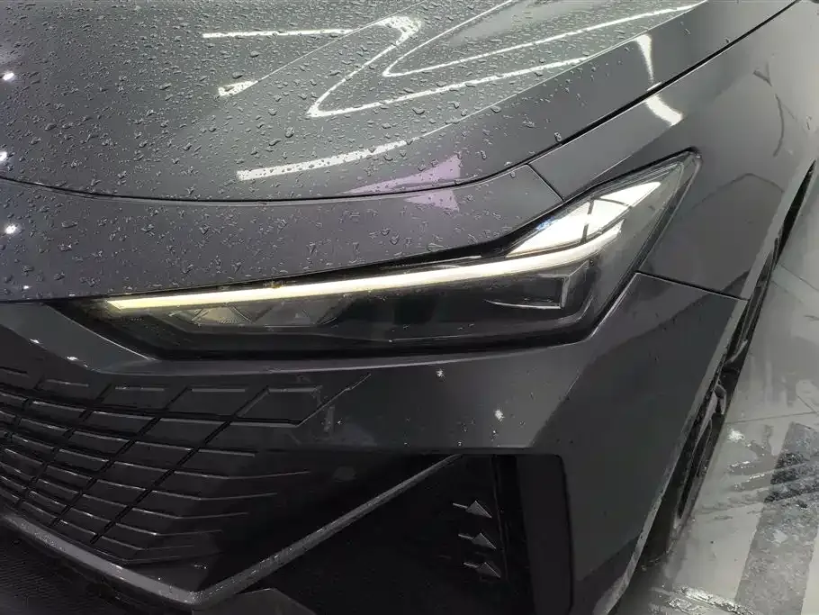 Changan UNI-V 2023 из CN, фото 5