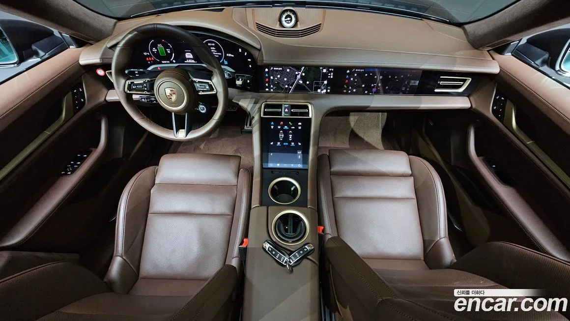 Porsche Taycan 2025 из KR, фото 7