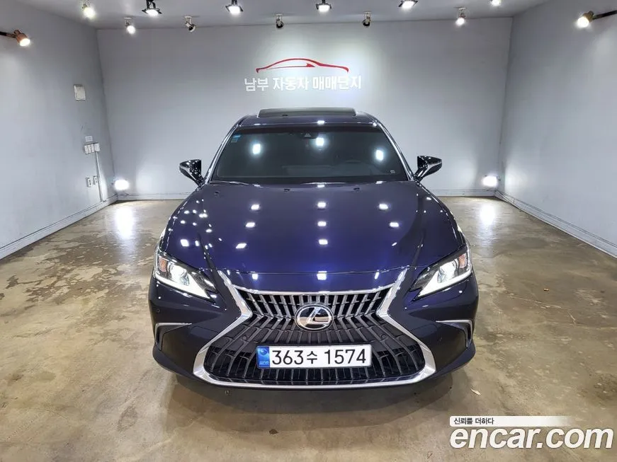Lexus ES 2023 из KR, фото 3
