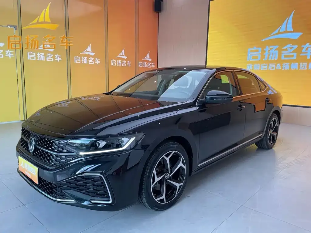 Volkswagen Passat 2024 из CN, фото 1