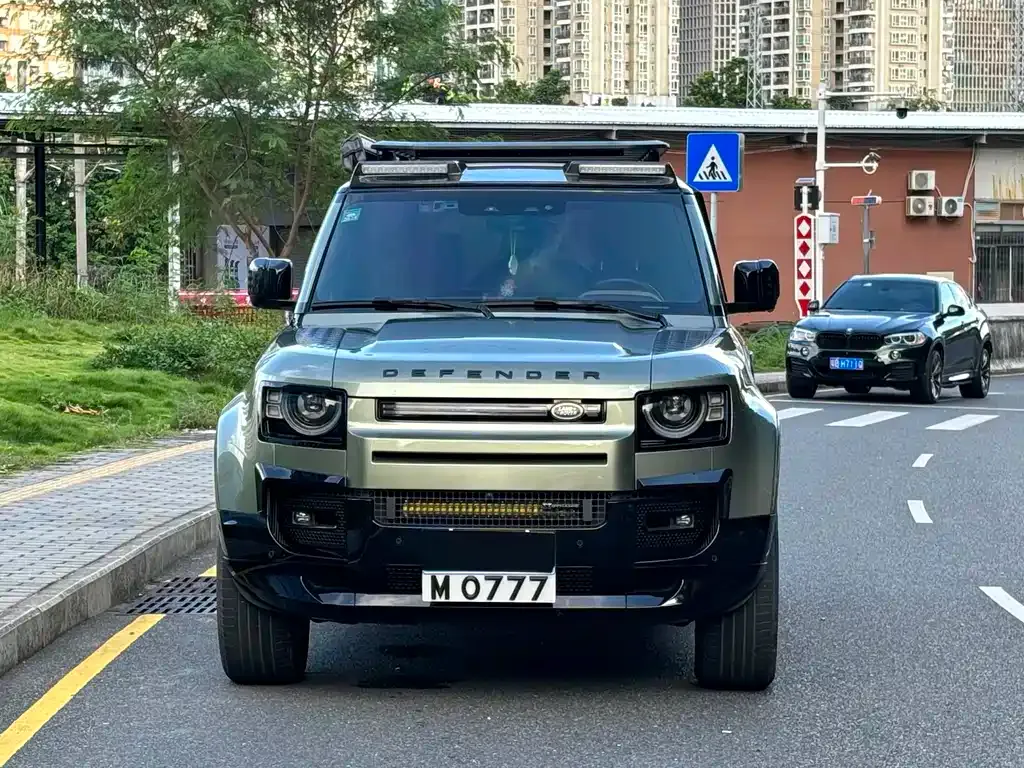 Land Rover Defender 2023 из CN, фото 3
