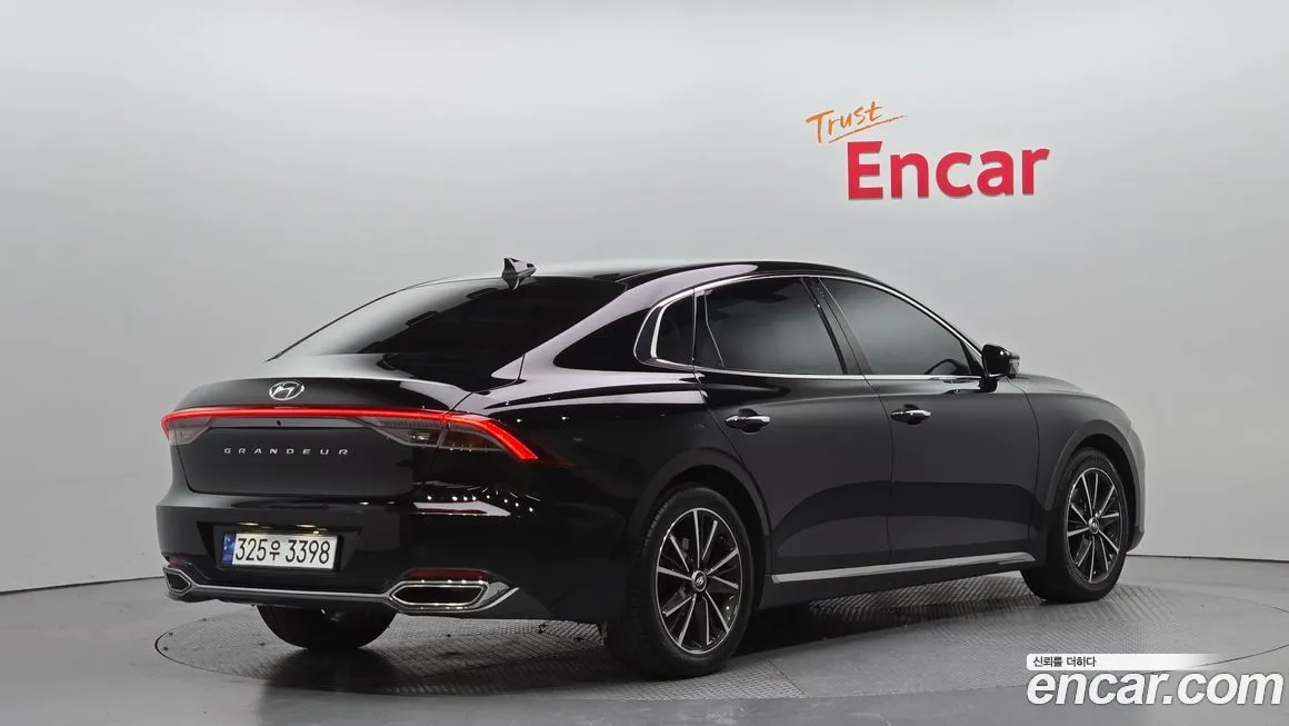 Hyundai Grandeur 2022 из KR, фото 2