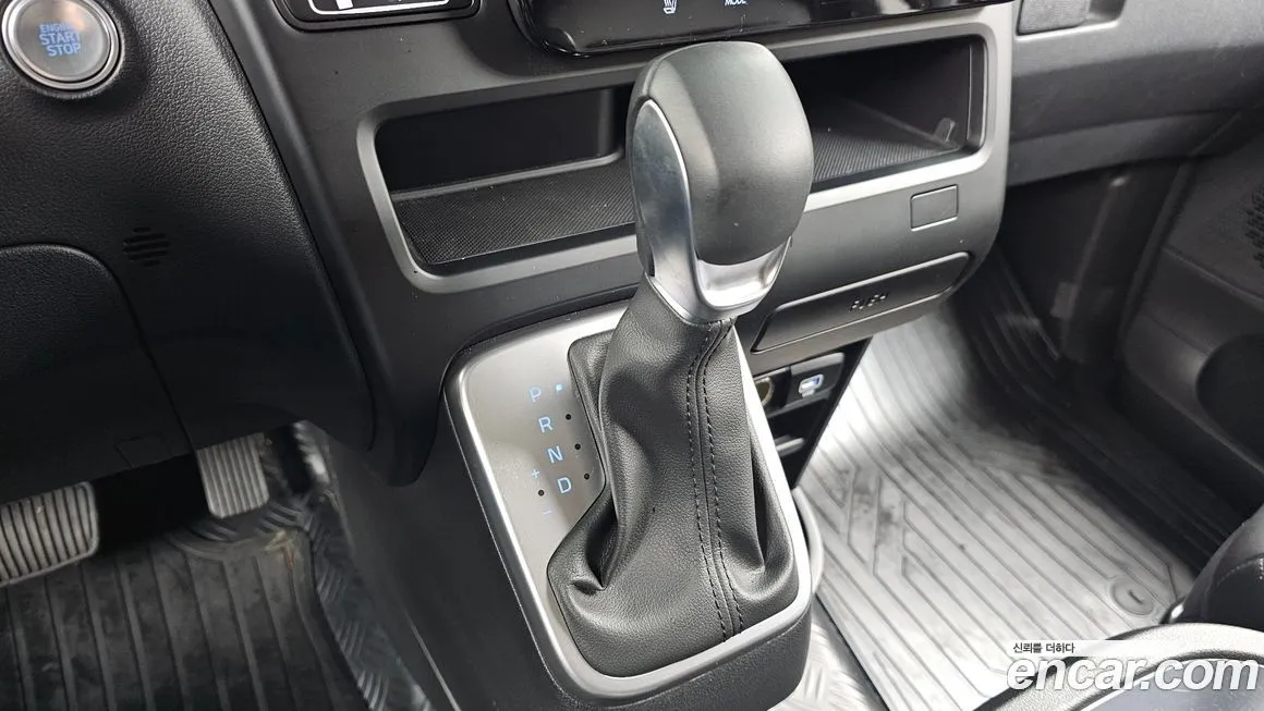 Hyundai Staria 2025 из KR, фото 9