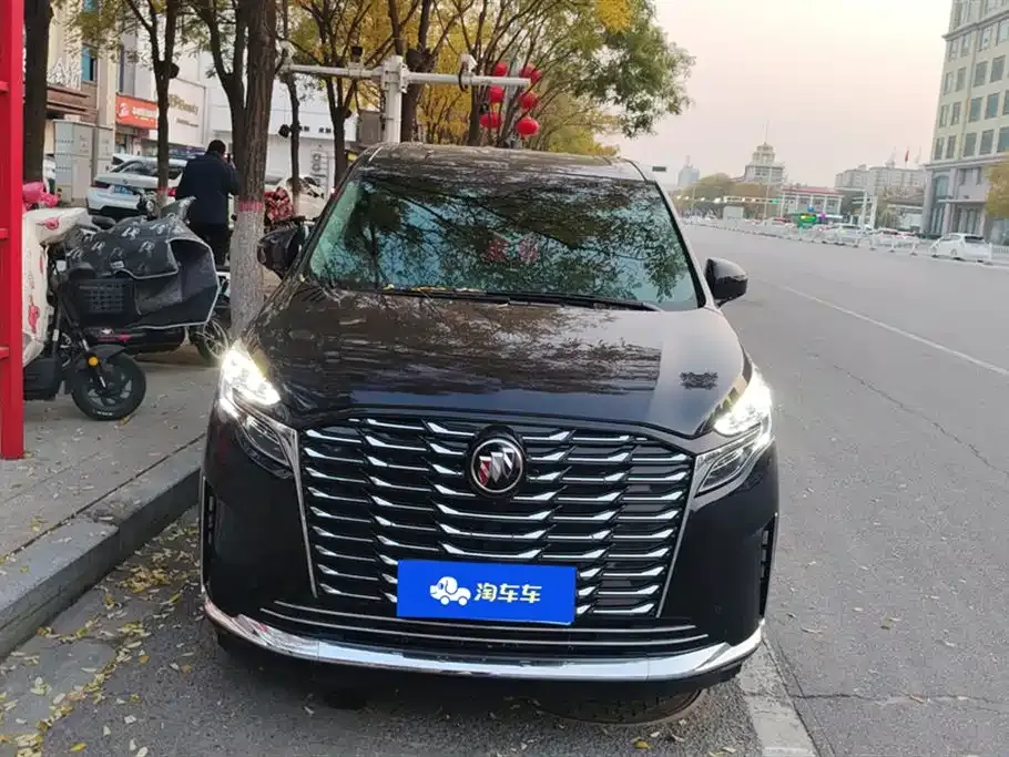 Buick GL8 2023 из CN, фото 2
