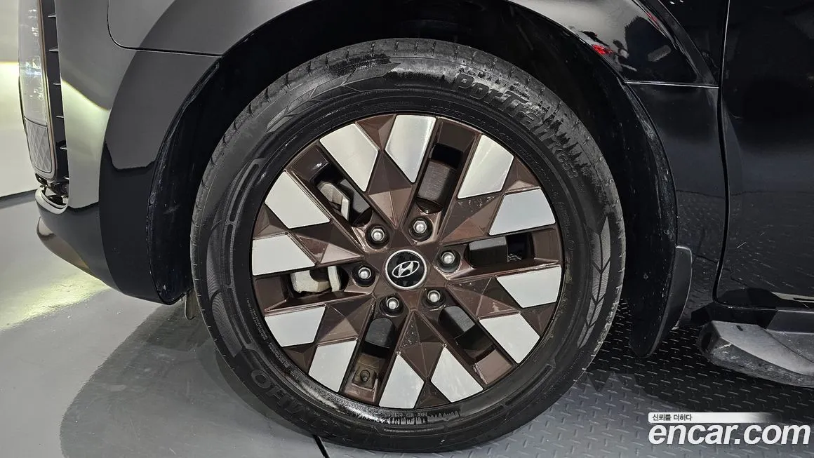 Hyundai Staria 2023 из KR, фото 5