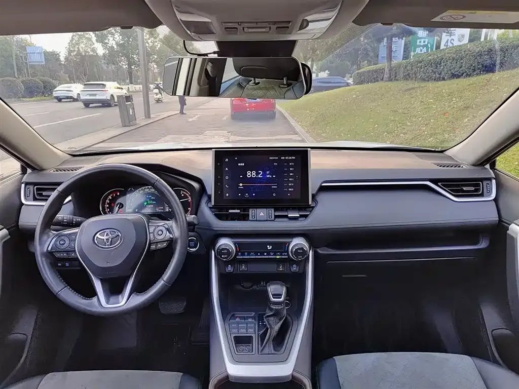 Toyota RAV4 2022 из CN, фото 6