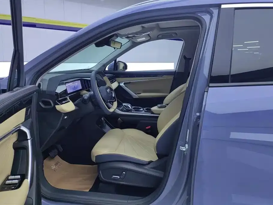 Geely Boyue L 2024 из CN, фото 9