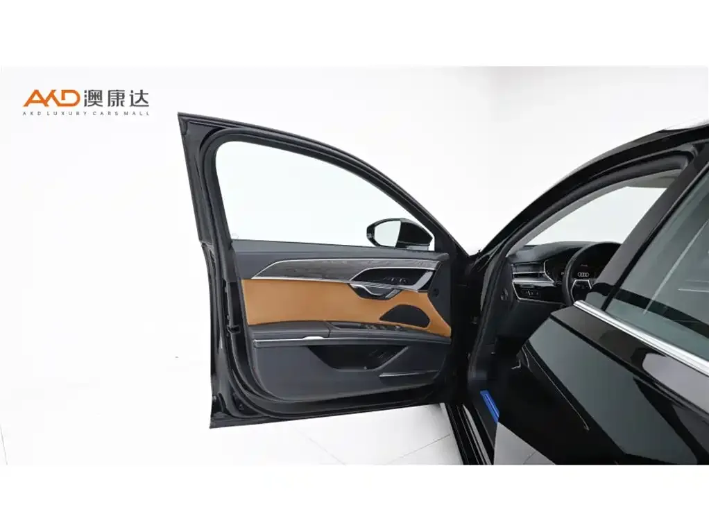 Audi A8 2023 из CN, фото 10