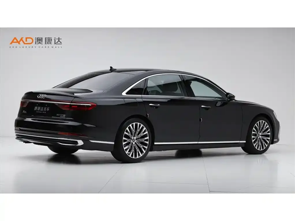 Audi A8 2023 из CN, фото 3