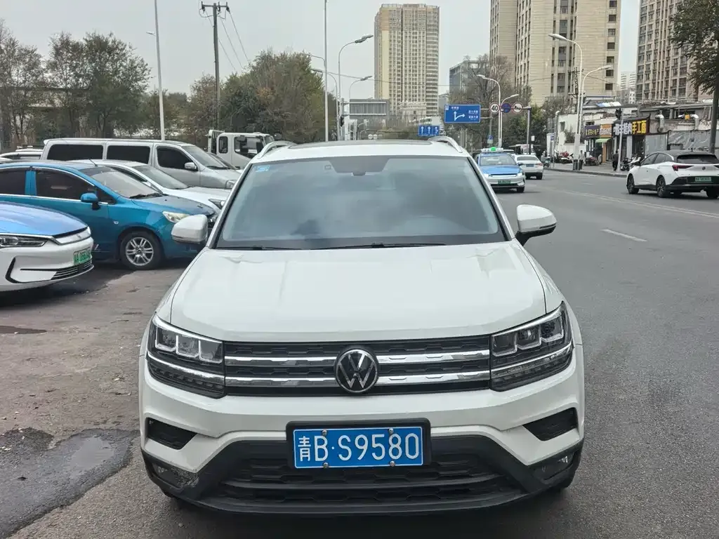 Volkswagen Tharu 2022 из CN, фото 2