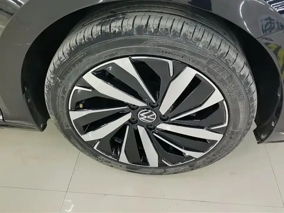 Volkswagen Passat 2022 из CN, фото 6