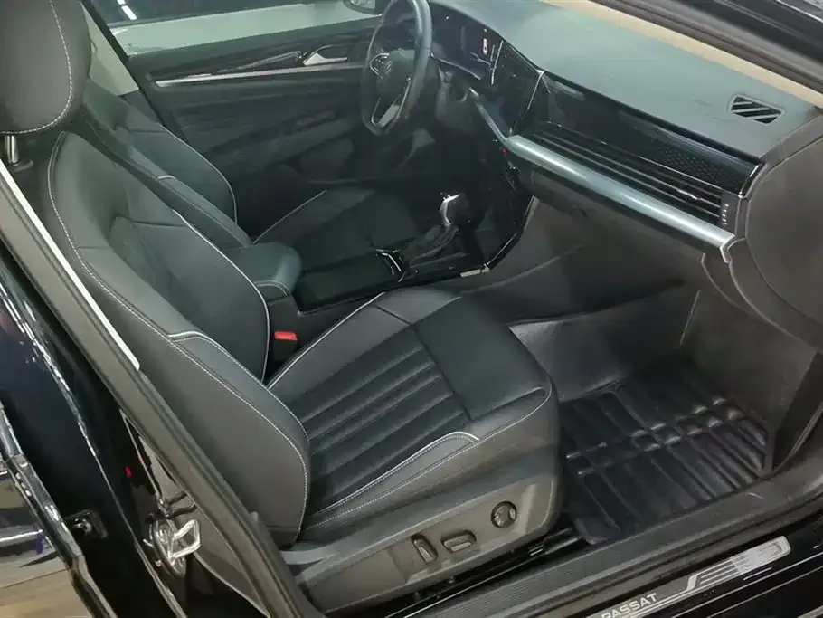 Volkswagen Passat 2022 из CN, фото 8