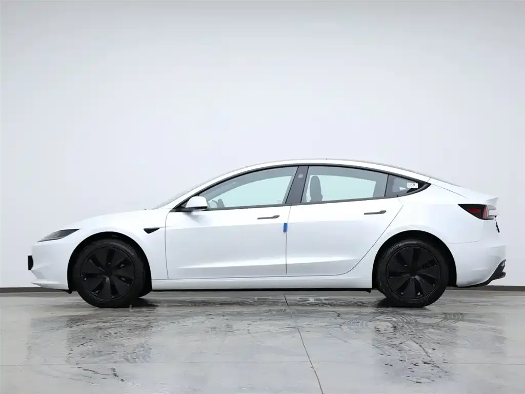 Tesla Model 3 2025 из CN, фото 5