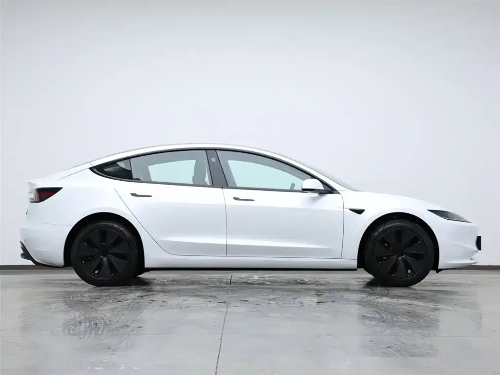 Tesla Model 3 2025 из CN, фото 6