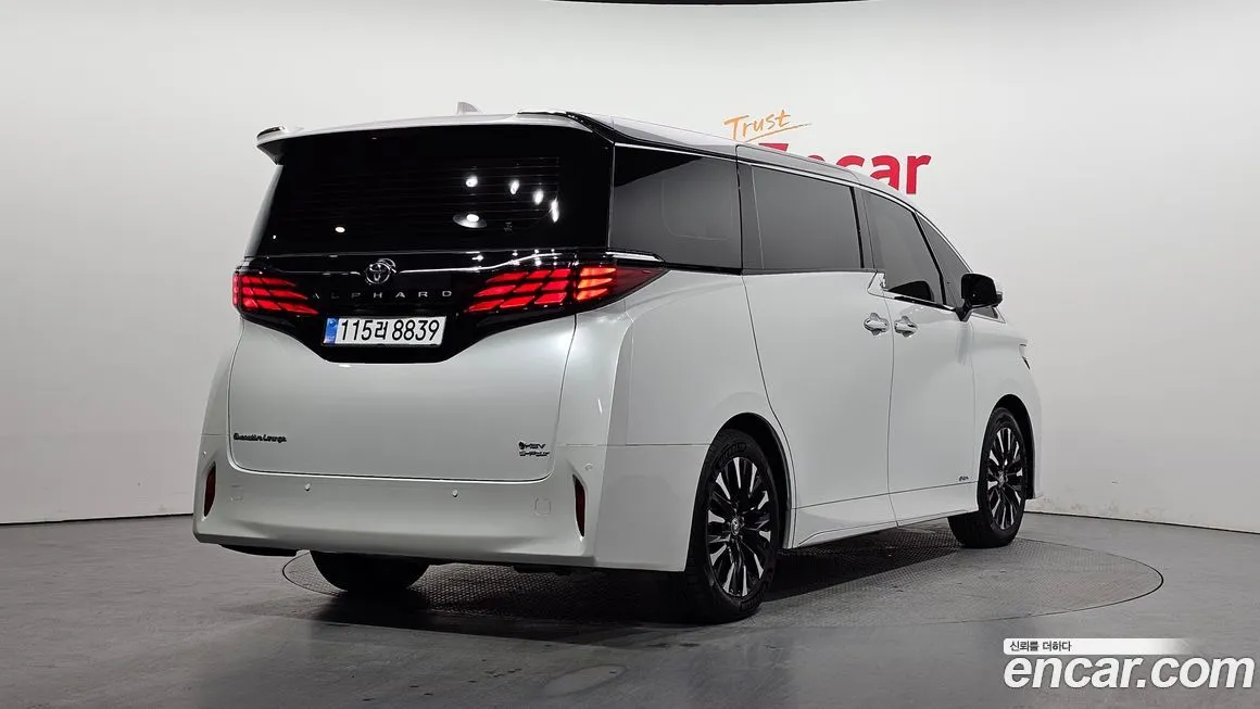Toyota Alphard 2025 из KR, фото 2