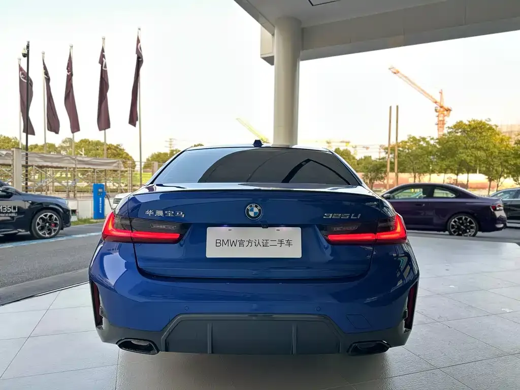 BMW 3 Series 2023 из CN, фото 5