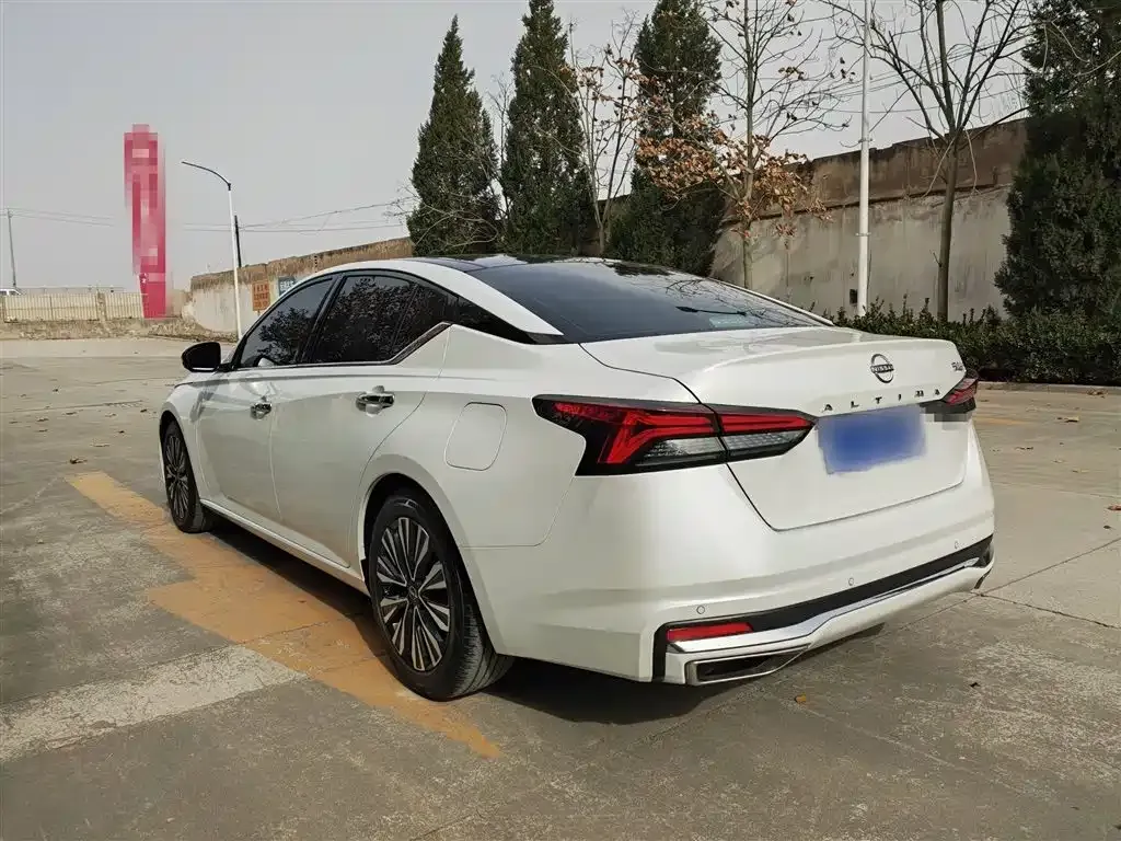 Nissan Teana 2023 из CN, фото 5