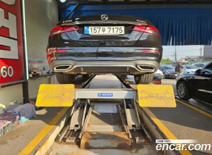 Mercedes-Benz E-Class 2022 из KR, фото 2