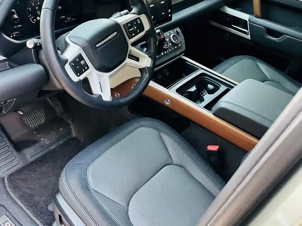 Land Rover Defender 2023 из CN, фото 10