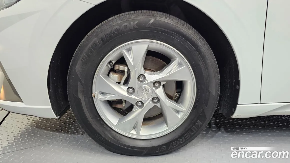 Hyundai AVANTE 2021 из KR, фото 5
