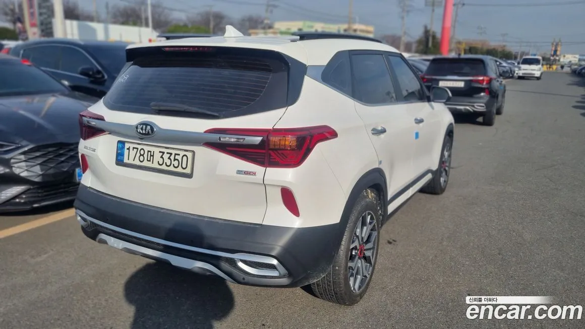 Kia Seltos 2022 из KR, фото 2