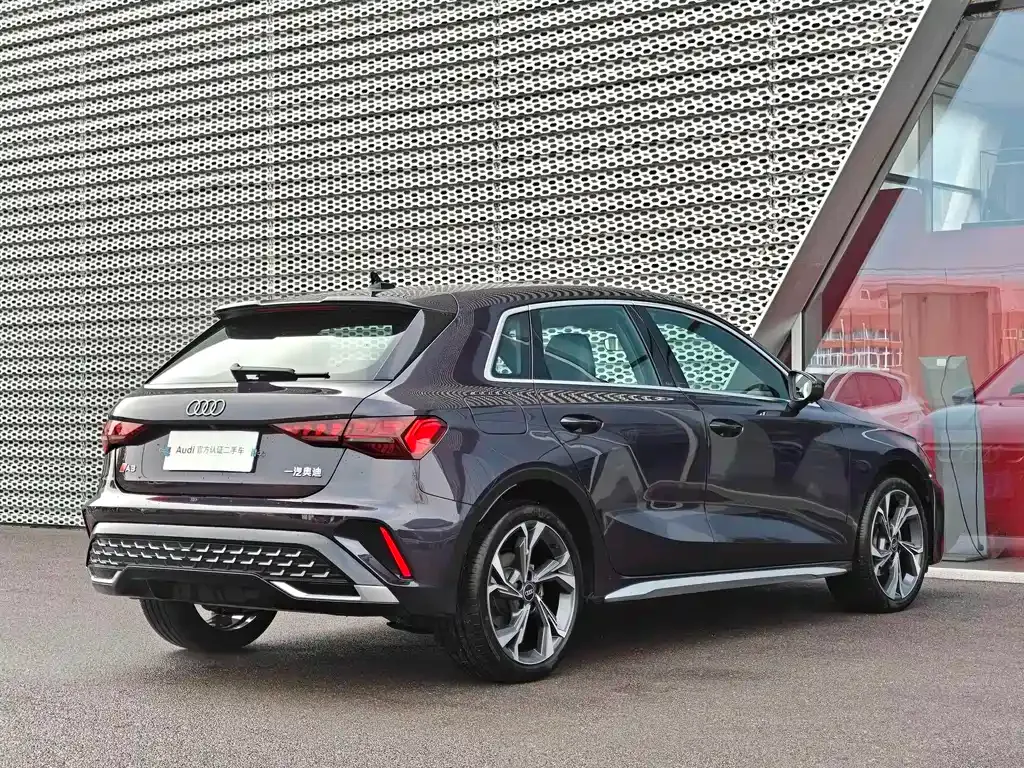 Audi A3 2024 из CN, фото 5