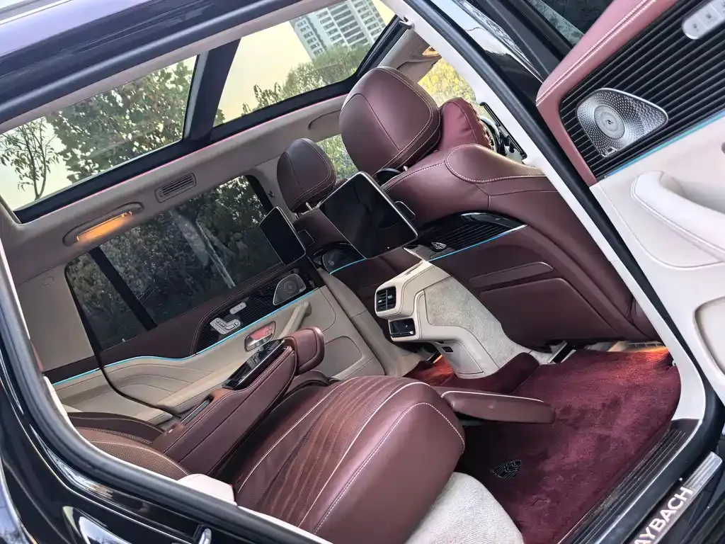 Mercedes-Benz GLS 2024 из CN, фото 8