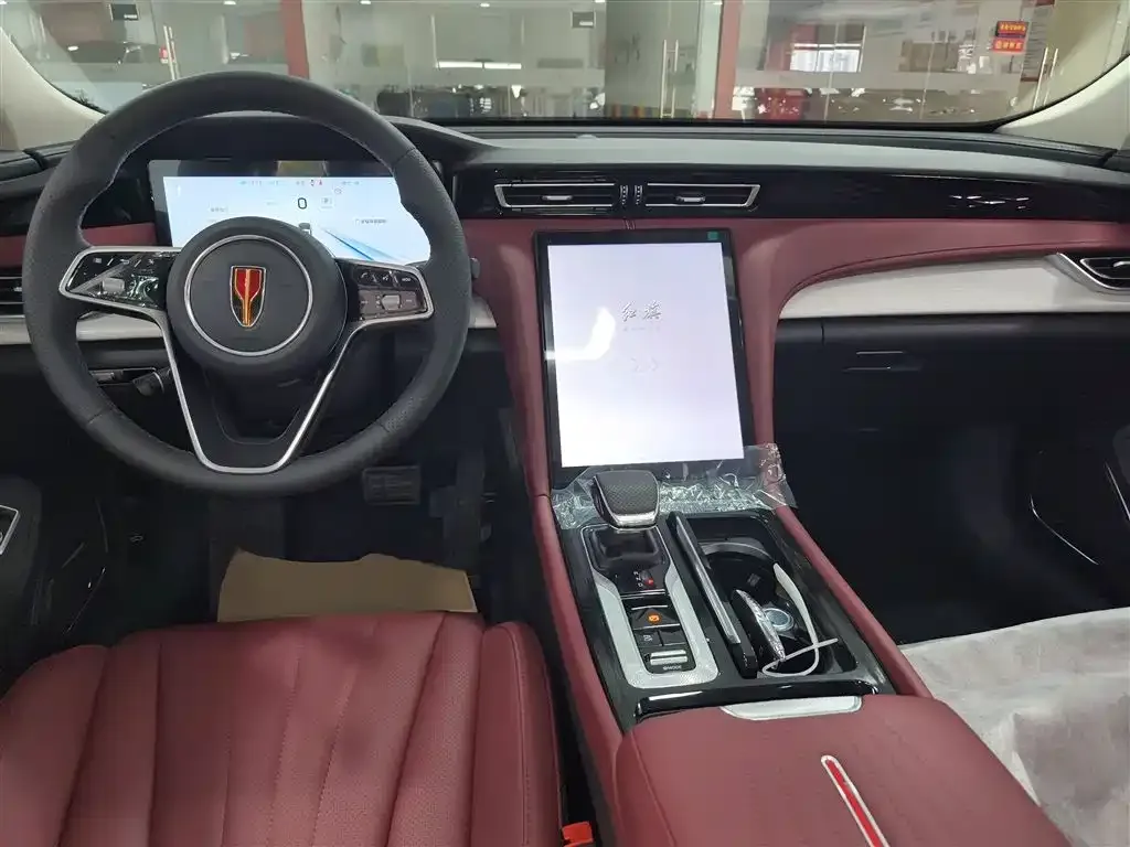 Hongqi H5 PHEV 2025 из CN, фото 10