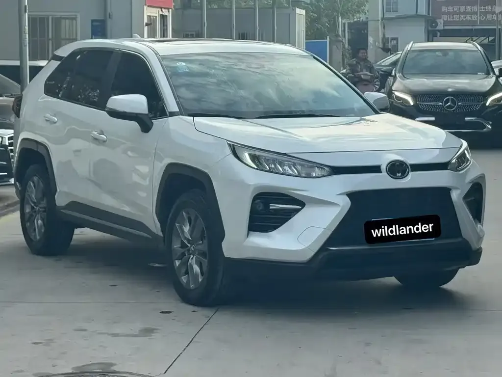 Toyota Wildlander 2022 из CN, фото 3