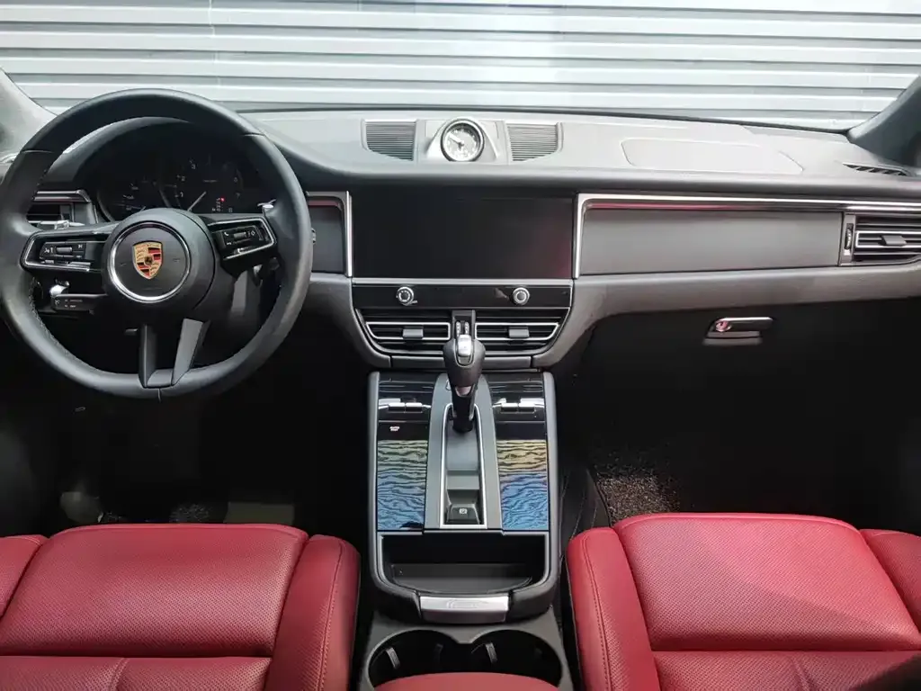 Porsche Macan 2024 из CN, фото 6