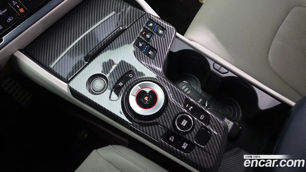 Kia Sportage — фото 9